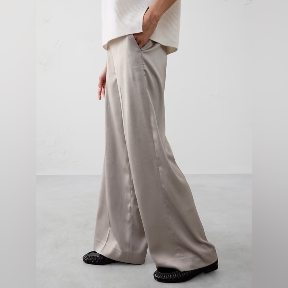 HAYDEN WIDE-LEG HIGH-RISE SILKY PULL-ON PANT - Picture 4 of 5
